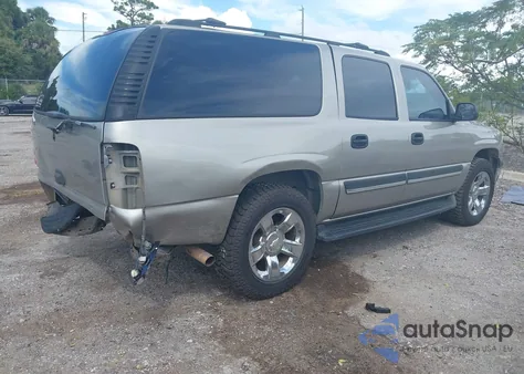 2004 Chevrolet Suburban 1500 Ls z USA, uszkodzony, nr VIN 1GNEC16Z24J195650